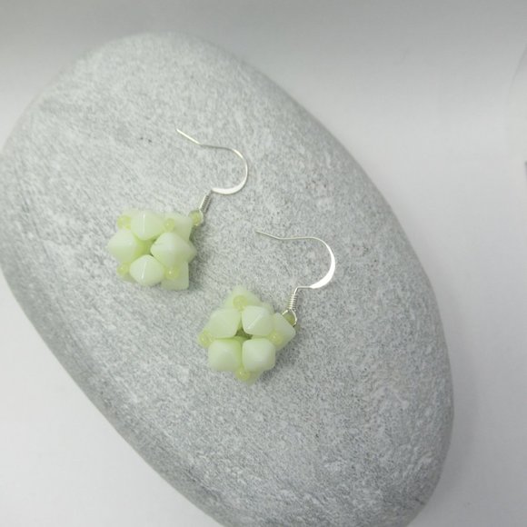 Czech Uranium glass beaded bead earrings - Picture 7 of 15